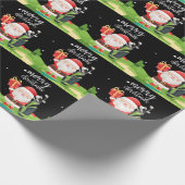 ゴルフのサンタクロースはゴルファーのためにクリスマスをゴルフしている ラッピングペーパー (角)