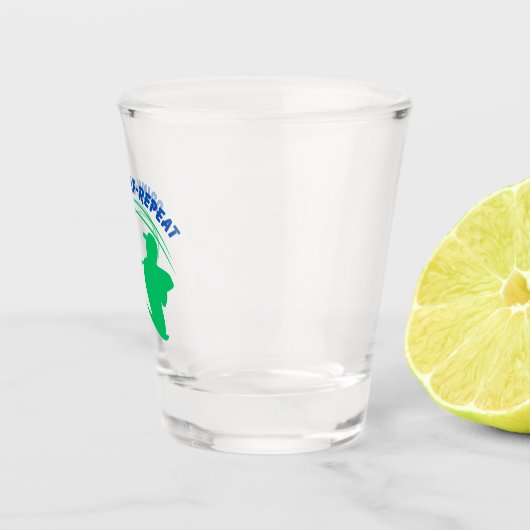 ゴルフのレピートを飲む ショットグラス (右)