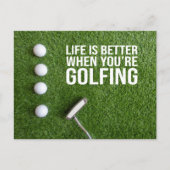 ゴルファーのグリーングラス上のゴルフボール ポストカード (正面)