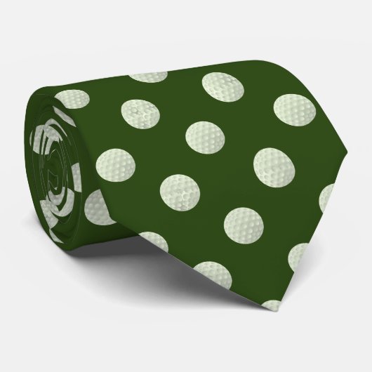 ゴルファーのゴルフボールはグリーンに丸ごと ネクタイ (ロール)
