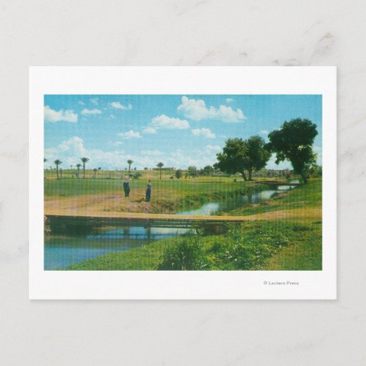 ゴルファーのボールを打つ視点 ポストカード (正面)