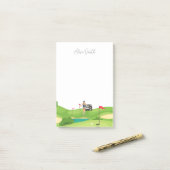 ゴルファー女性はゴルフ場で緑の草の上にいる ポストイット (デスク上)