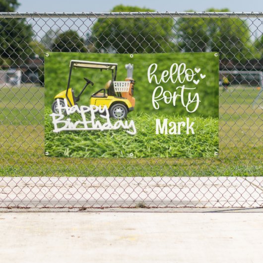 ゴルフカートは緑の草の上に40歳の誕生日 横断幕 (インサイチュ)