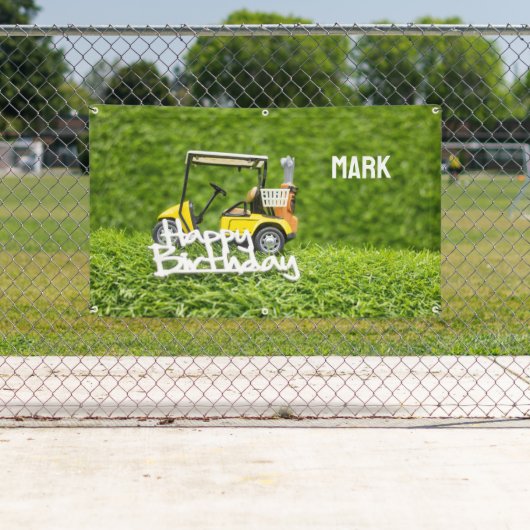 ゴルフカートは緑の草の背景にある 横断幕 (インサイチュ)