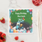 ゴルフカートを使用したゴルファーへのゴルフ70誕生日 おもしろい スタンダードランチョンナプキン (インサイチュ)