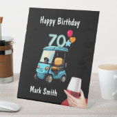 ゴルフカートを使用したゴルファーへのゴルフ70誕生日 おもしろい 台座サイン (インサイチュ)