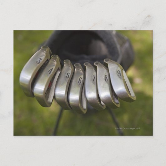 ゴルフクラブのヘッドをバッグ。3~9 ポストカード (正面)