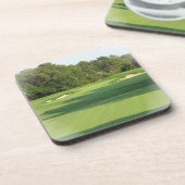 ゴルフコースのコルクのコースター コースター (左側)
