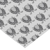 ゴルフトーナメントクラブティーボールペンアンドインクデザイン ショートテーブルランナー (コーナー)