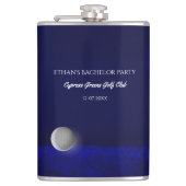 ゴルフバチュラーパーティのゴルフボールとコースのネイビーブルー フラスク (正面)