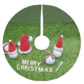 ゴルフボールとサンタハットとゴルフメリークリスマス ブラッシュドポリエステルツリースカート (正面)
