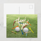 ゴルフボールとティーグラウンドの緑のゴルフ場での感謝 ポストカード (正面/裏面)