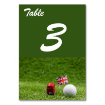 ゴルフボールとユニオンジャックフラッグ英国ロンドン