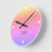 ゴルフボールグリーンネオンピンク競技用パーソナライズされた競技 ラウンド壁時計 (傾斜)