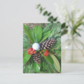 ゴルフボールパインコーンと常緑樹クリスマス シーズンポストカード (スタンド正面)