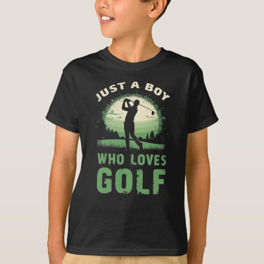 ゴルフ場のゴルファーが大好きな少年 Tシャツ (正面)