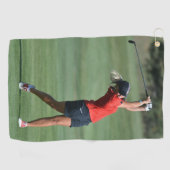 ゴルフ場のゴルフタオルを振る女性 ゴルフタオル (横)