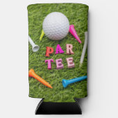ゴルフ場パーTeeとゴルフボールと緑のTee スリム缶クーラー (正面)