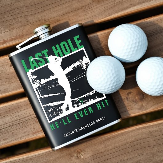 ゴルフ独身パーティーの最後のホール フラスク
