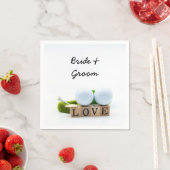 ゴルフ結婚の新郎新婦ゴルフボールティー愛 スタンダードカクテルナプキン (インサイチュ)