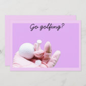 ゴルフ行け？レディーゴルファーがゴルフボール持ってる 招待状 (正面/裏面)