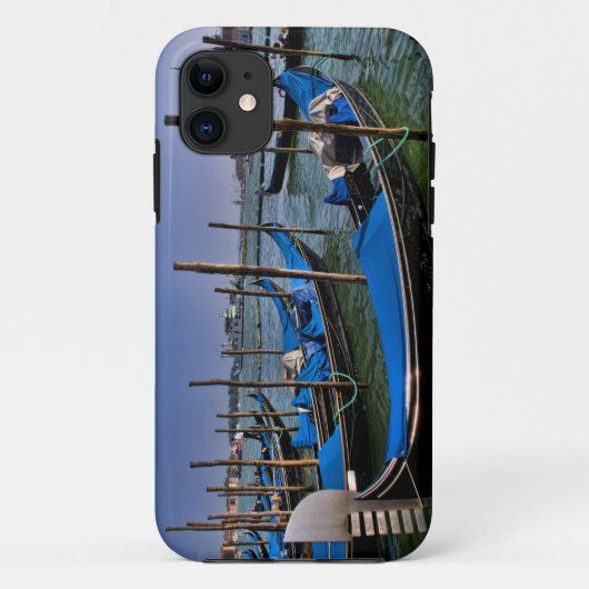ゴンドラが並ぶグランドキャナル Case-Mate iPhoneケース (裏面)