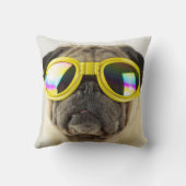 ゴーグル付きパグ クッション (裏面)