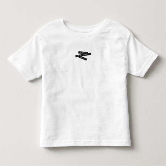 ゴージャスなカオスエンボスのラベル トドラーTシャツ (正面)