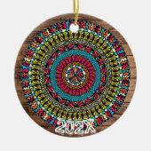 ゴージャスなチャクラマンダラ名前をカスタムするメッセージ年 セラミックオーナメント (正面)