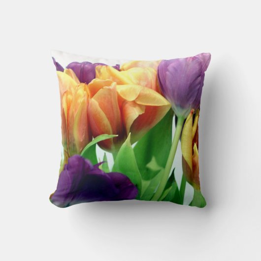 ゴージャスなチューリップブーケ クッション (正面)