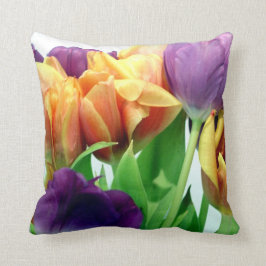 ゴージャスなチューリップブーケ クッション