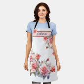 ゴージャスなピンクのバラパーソナライズされた エプロン (着用した状態)