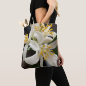 ゴージャスな天然レモンの花 トートバッグ (クローズアップ)