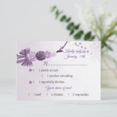 ゴージャスな紫色の色合いの花の食事の選択RSVP 出欠カード (スタンド正面)