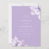 ゴージャスな紫色の花の水色結婚の 招待状 (正面)