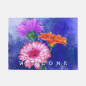 ゴージャスな3色ガーベラス – ようこそ ドアマット (正面)