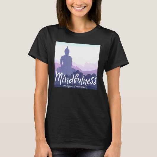 ゴータマ・ブッダ マインドフルネス 平和 愛情 優しさ M Tシャツ (正面)