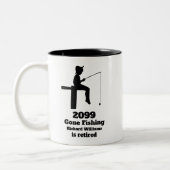 ゴーモダン魚釣り座退職したり漁師ギフト ツートーンマグカップ (左)