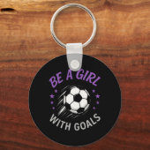 ゴールを目指せ - サッカー好き女子のユーモア キーホルダー (正面)