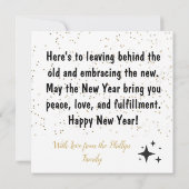 ゴールデンとブラックの新年のクルーパーソナライズされたカード (裏面)