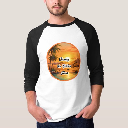 ゴールデンアワーの日没オアシス エステティック Tシャツ (正面)