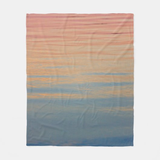 ゴールデンアワーの水体 フリースブランケット (正面)