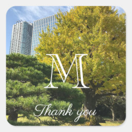 ゴールデンイエローイチョウと松 スクエアシール