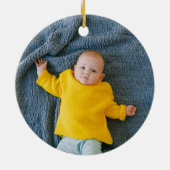 ゴールデンイエローボウベビー初めてのクリスマス写真 セラミックオーナメント (裏面)