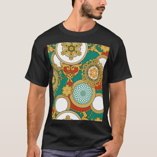 ゴールデンエレガントアラベスク背景 Tシャツ (正面)