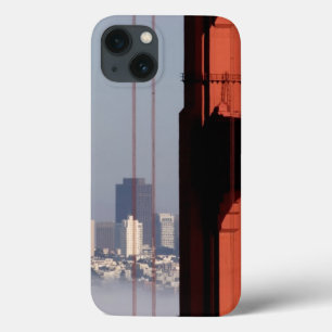 ゴールデンゲートブリッジからサンフランシスコのスカイライン。 iPhone 13ケース