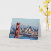 ゴールデンゲートブリッジを通るサンフランシスコの眺め カード (黄色い花)