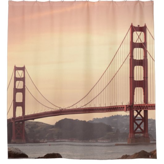 ゴールデンゲートブリッジサンフランシスコカリフォルニア シャワーカーテン (正面)