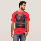 ゴールデンゲートブリッジ花火独立記念日 Tシャツ (正面フル)
