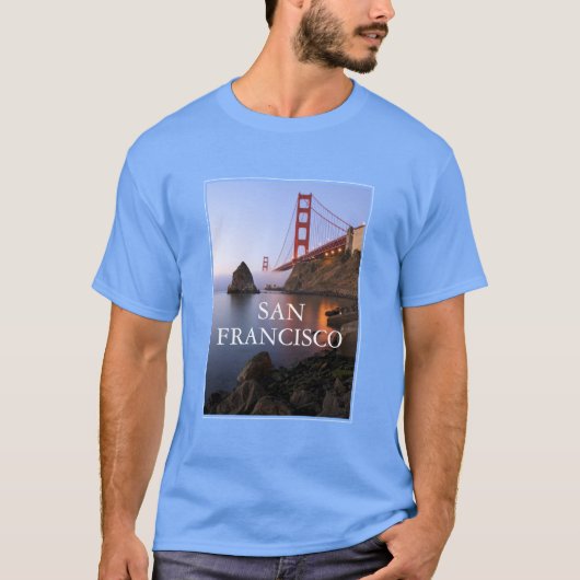 ゴールデンゲートブリッジ |サンフランシスコ・カリフォルニア Tシャツ (正面)